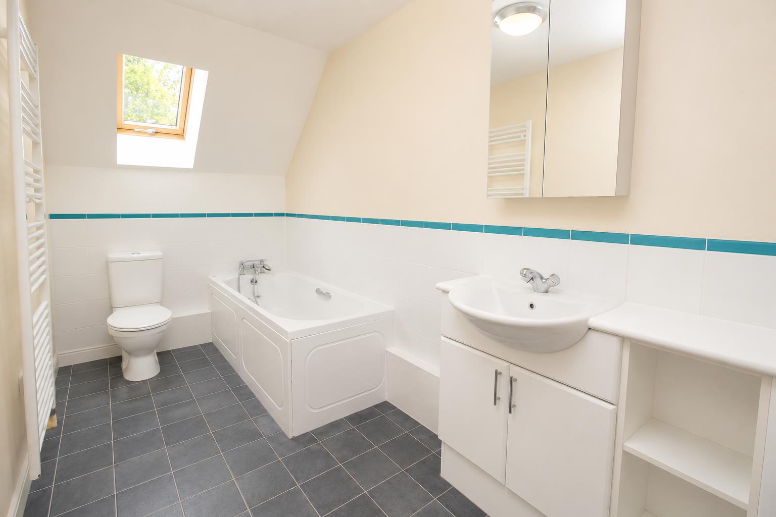 Pryor Close, Tilehurst, Tilehurst Reading